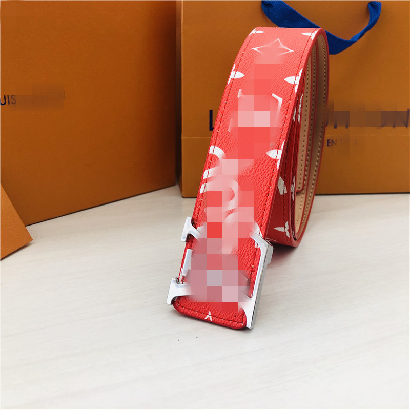 2022 Fashion Big buckle genuine leather belt with box designer men women high quality mens belts AAA608, Belt and box
2022 Fashion Big buckle genuine leather belt with box designer men women high quality mens belts AAA608, Belt and box