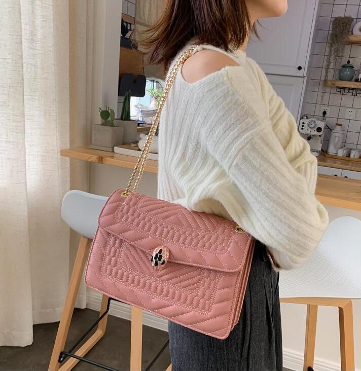 factory outlet women handbag sweet embroidered chain bag elegant car sewing plaid handbags street fashion leather womens shoulder bags
factory outlet women handbag sweet embroidered chain bag elegant car sewing plaid handbags street fashion leather womens shoulder bags