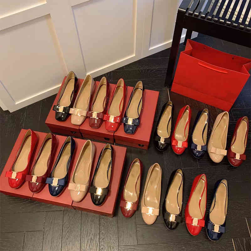 Shoes Summer Dress Women Shallow Lacquered Leather Round Head Bow Work Heel Elegant Ballet Flat Soles Luxury Wedding 5ZL7 YS0C, 1# shoe box
Shoes Summer Dress Women Shallow Lacquered Leather Round Head Bow Work Heel Elegant Ballet Flat Soles Luxury Wedding 5ZL7 YS0C, 1# shoe box