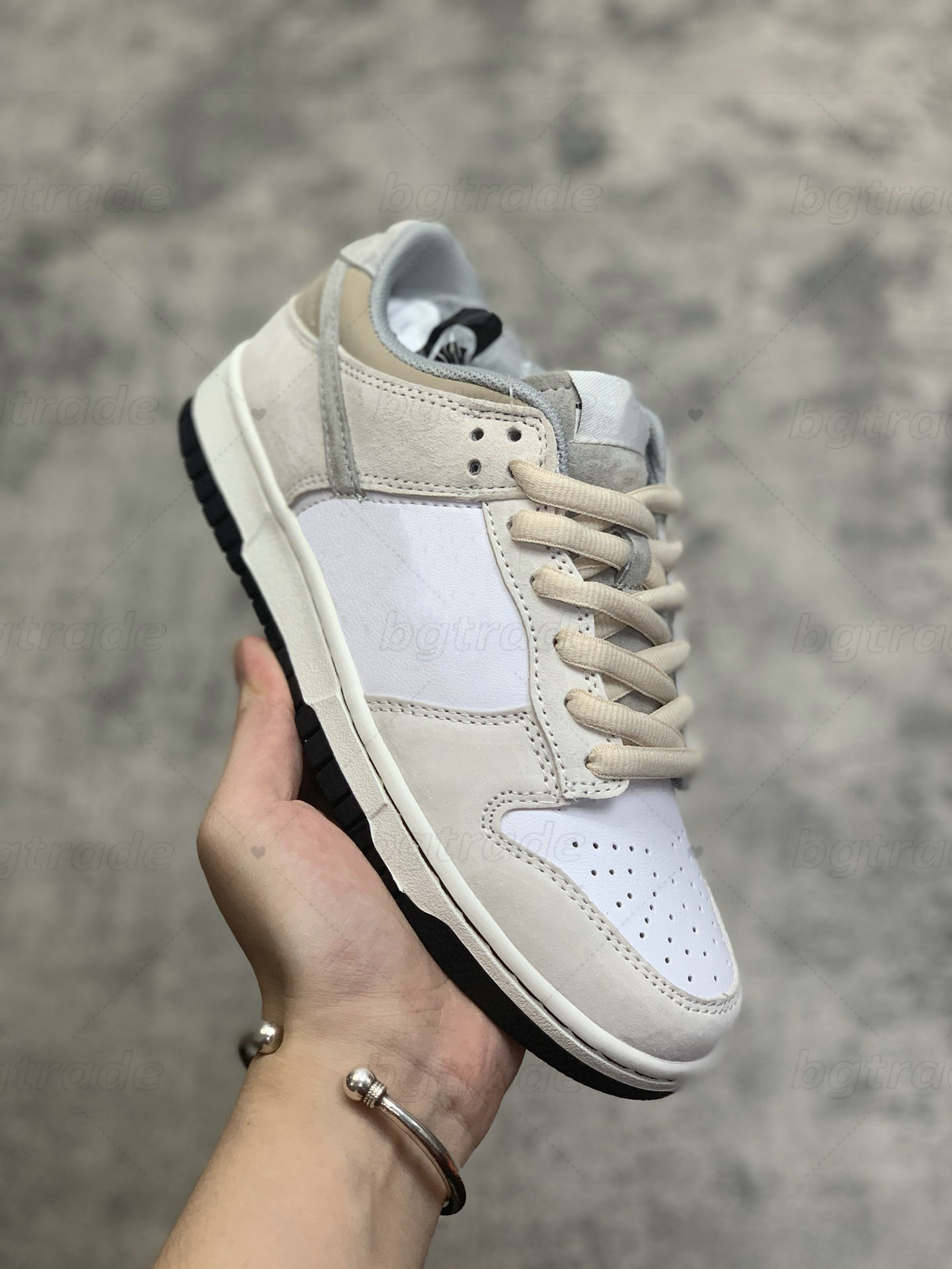 Low Otomo Katsuhiro Basketball Shoes Mens Fashion Steamboy OST Skate Shoe Womens Designers Joint Name Luxury Running Sports Shoes
Low Otomo Katsuhiro Basketball Shoes Mens Fashion Steamboy OST Skate Shoe Womens Designers Joint Name Luxury Running Sports Shoes