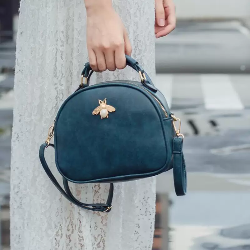 New Fashion Shoulder Bag PU Leather Crossbody Messenger Bags High Quality Small Women Bag Female Handbag Purse Designer Brand, Blue shoulder bag
New Fashion Shoulder Bag PU Leather Crossbody Messenger Bags High Quality Small Women Bag Female Handbag Purse Designer Brand, Blue shoulder bag