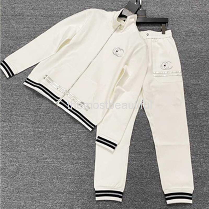 Men's Tracksuits Autumn and winter leisure aerobic sports men's light luxury fashion two-piece large size, 2# packing bag
Men's Tracksuits Autumn and winter leisure aerobic sports men's light luxury fashion two-piece large size, 2# packing bag