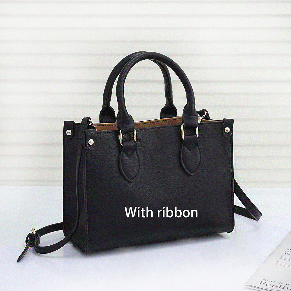 Handbag Women Luxurys Designers Bags 2021 4-color Casual travel ribbon tote bag PU material fashion shoulder bag's wallet 208# 25*19*11cm, Grey
Handbag Women Luxurys Designers Bags 2021 4-color Casual travel ribbon tote bag PU material fashion shoulder bag's wallet 208# 25*19*11cm, Grey