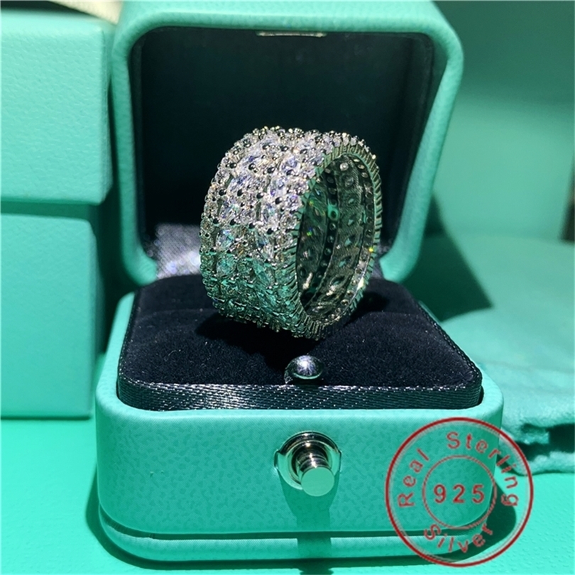 Luxury Flower ring Silver color 925 AAAAA Cz Stone Big Engagement wedding band ring for women Bridal Jewelry 220728
Luxury Flower ring Silver color 925 AAAAA Cz Stone Big Engagement wedding band ring for women Bridal Jewelry 220728