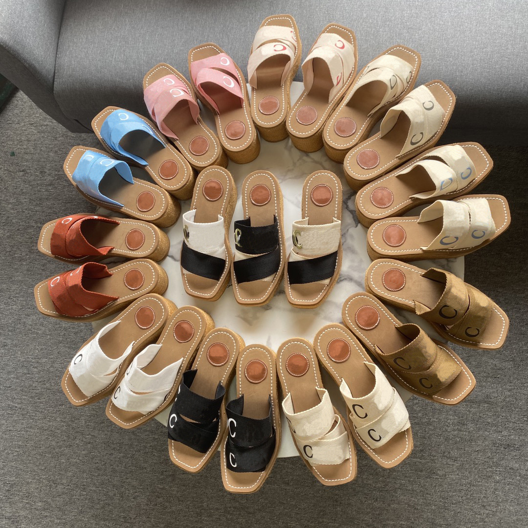 Woody Flat Mules Slides Women Slippers Sandals Designer Canvas Slippers Slide Khaki Bordeaux Letters Fabric Summer Outdoor Shoes, Color 36 
Woody Flat Mules Slides Women Slippers Sandals Designer Canvas Slippers Slide Khaki Bordeaux Letters Fabric Summer Outdoor Shoes, Color 36
