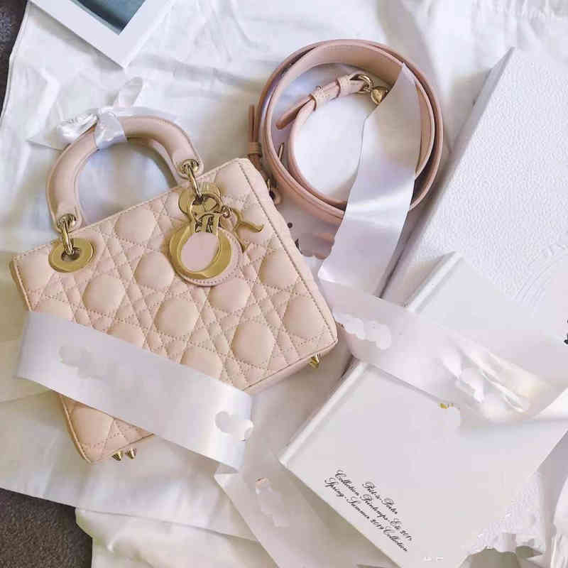 Designer Di Tote Ba… - image