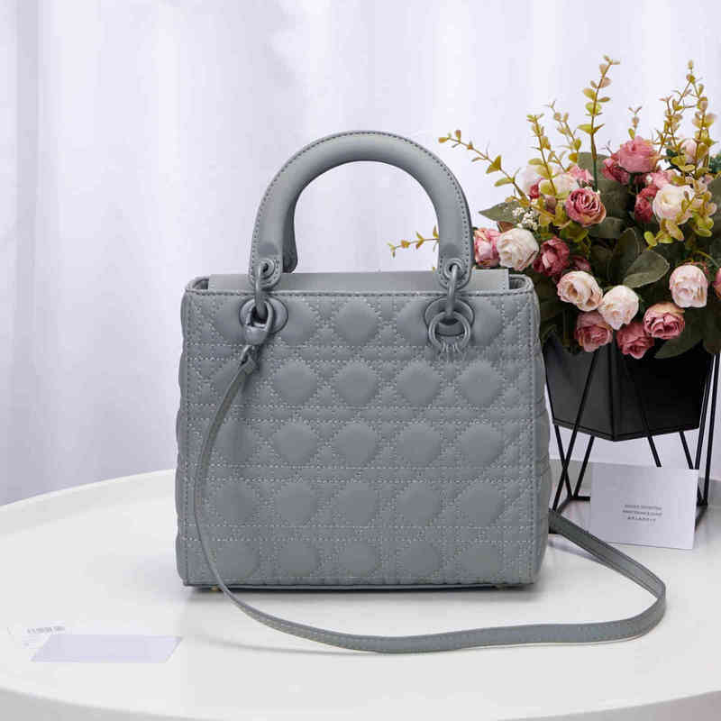 Bags Purse Shoulder Designer Bag Tote Luxury Tricolor Leather Black Size:24/20/10cm Lady-d 2way Hand Esdst ZETK
Bags Purse Shoulder Designer Bag Tote Luxury Tricolor Leather Black Size:24/20/10cm Lady-d 2way Hand Esdst ZETK