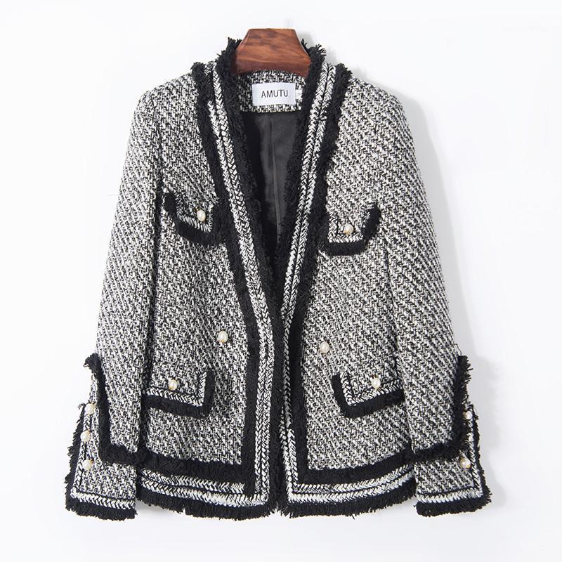 Women' Jackets Black And White Small Fragrance Jacket Spring Large Size Temperament Retro Short Thin Tweed
Women' Jackets Black And White Small Fragrance Jacket Spring Large Size Temperament Retro Short Thin Tweed
