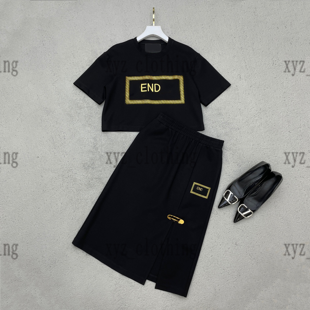golden embroidery Short T-shirt with slit dress sets brand designer 22ss summer dresses women 2 piece dress short-sleeved top skirt high-end ladies pleated skirts, White
golden embroidery Short T-shirt with slit dress sets brand designer 22ss summer dresses women 2 piece dress short-sleeved top skirt high-end ladies pleated skirts, White