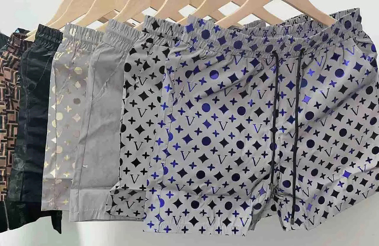 Designer Shorts 22ss Mens Summer Fashion Casual Swimming Male Streetwear Clothing Letters Printed Board Beach Pants Men S Swim Short, 11
Designer Shorts 22ss Mens Summer Fashion Casual Swimming Male Streetwear Clothing Letters Printed Board Beach Pants Men S Swim Short, 11