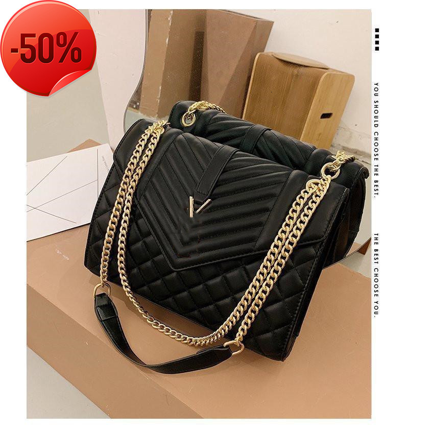 Designer Bags 2022 New European and American Lingge Women's Fashion Korean Version Simple Texture One Shoulder Msenger Chain Trend Small Square Tote, Black
Designer Bags 2022 New European and American Lingge Women's Fashion Korean Version Simple Texture One Shoulder Msenger Chain Trend Small Square Tote, Black