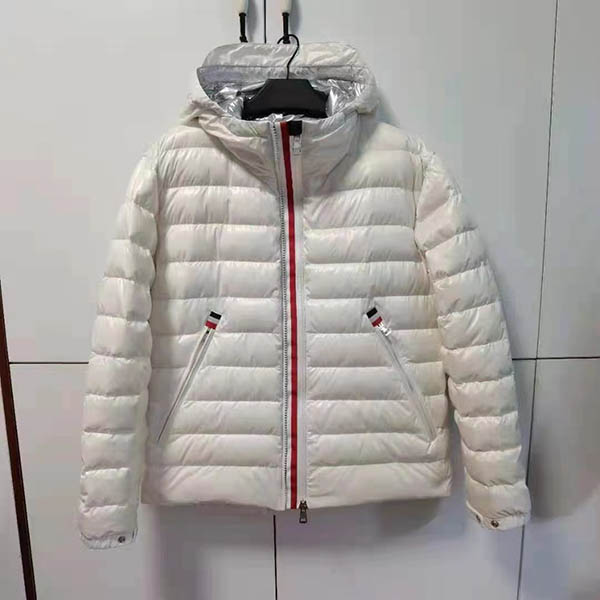 France Luxury Brand Lightweight mens down jacket Designers Men S Clothing, Supplement (not shipped separately)
France Luxury Brand Lightweight mens down jacket Designers Men S Clothing, Supplement (not shipped separately)