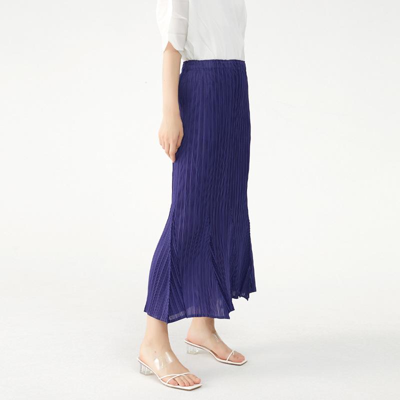 Skirts Autumn 2022 Style Fishtail Skirt Temperament Korean Black Slim Folding Loose Design Sense DressSkirts
Skirts Autumn 2022 Style Fishtail Skirt Temperament Korean Black Slim Folding Loose Design Sense DressSkirts