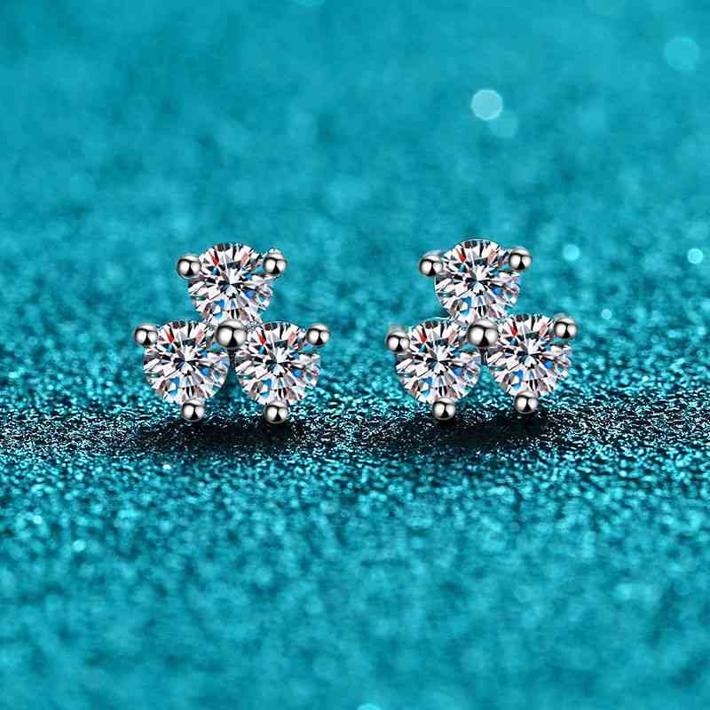 Clover Moissanite Stud Earrings for Women Petal S925 Sterling Silver 06ct D Color Wedding Fine Jewelry Drop
Clover Moissanite Stud Earrings for Women Petal S925 Sterling Silver 06ct D Color Wedding Fine Jewelry Drop
