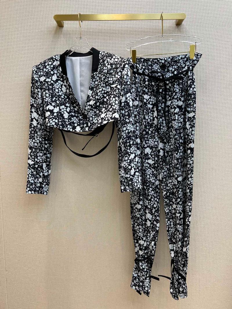 Women' Two Piece Pants Women Fashion Suit Floral Print Short Coat High Waist Leg Swing 2-piece Set 0427Women
Women' Two Piece Pants Women Fashion Suit Floral Print Short Coat High Waist Leg Swing 2-piece Set 0427Women