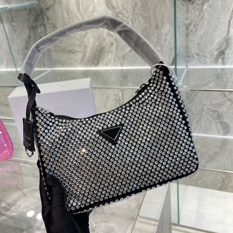 high quality Women mini Nylon Bags underarm handbags Hobo Pink Black White Evening Rhinestone Bag 2005 Designer Shiny Diamond Shoulder Handbag Party Small Tote
high quality Women mini Nylon Bags underarm handbags Hobo Pink Black White Evening Rhinestone Bag 2005 Designer Shiny Diamond Shoulder Handbag Party Small Tote