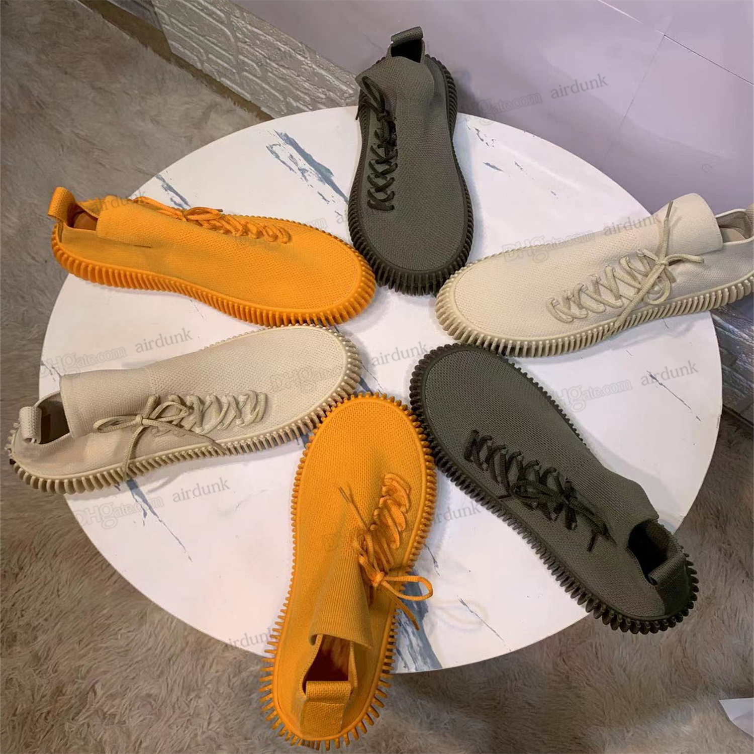 2022 Summer Men catwalk new shoes RIPPLE sneakers high quality flying woven TPU light bottom breathable cane sugar orange khaki botegas comfortable mens shoe 38-46, I need look other product
2022 Summer Men catwalk new shoes RIPPLE sneakers high quality flying woven TPU light bottom breathable cane sugar orange khaki botegas comfortable mens shoe 38-46, I need look other product