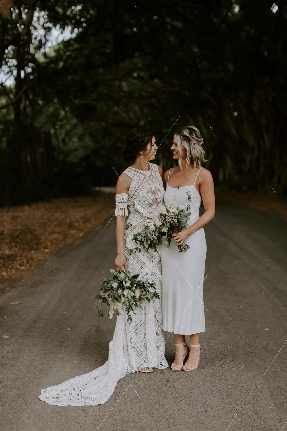 Mermaid Tassel Beach Wedding Dresses Nude Lining crochet Lace cotton Bridal Gowns Rue De Soriee Bohemian Vestido De Noivas