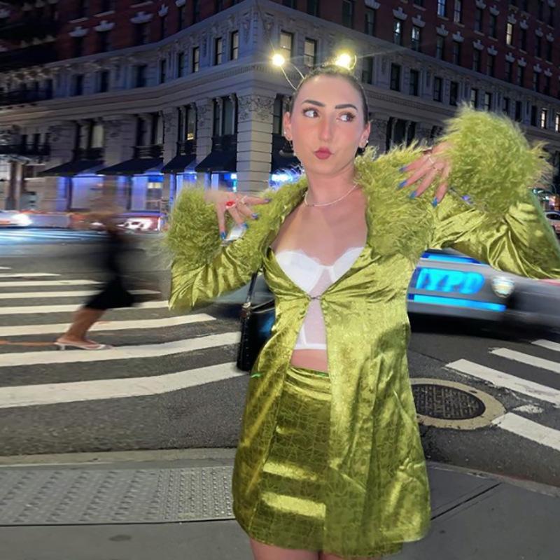Women' Jackets Autumn Noble Patchwork Coat With Fluff For Women Satin Straps Punk Style Casual Green Tops Lady Trench Outwear Clothing Indi
Women' Jackets Autumn Noble Patchwork Coat With Fluff For Women Satin Straps Punk Style Casual Green Tops Lady Trench Outwear Clothing Indi
