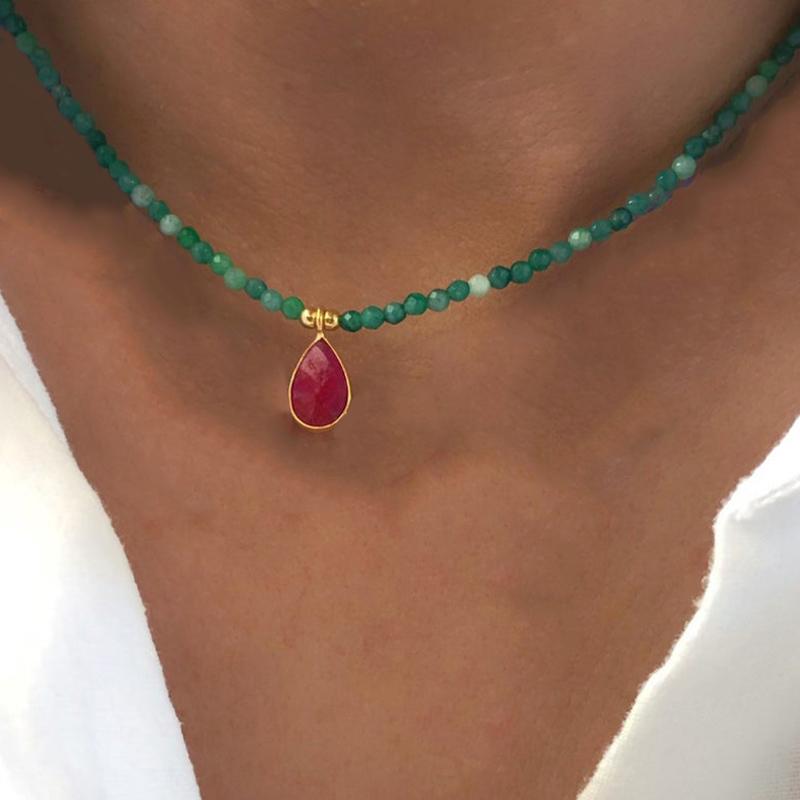 Chokers 2022 High Quality Banquet Jewelry Woman Natural Stone Beaded Chain Necklace Crystal Drop Pendant Fashion Accessory Gift
Chokers 2022 High Quality Banquet Jewelry Woman Natural Stone Beaded Chain Necklace Crystal Drop Pendant Fashion Accessory Gift