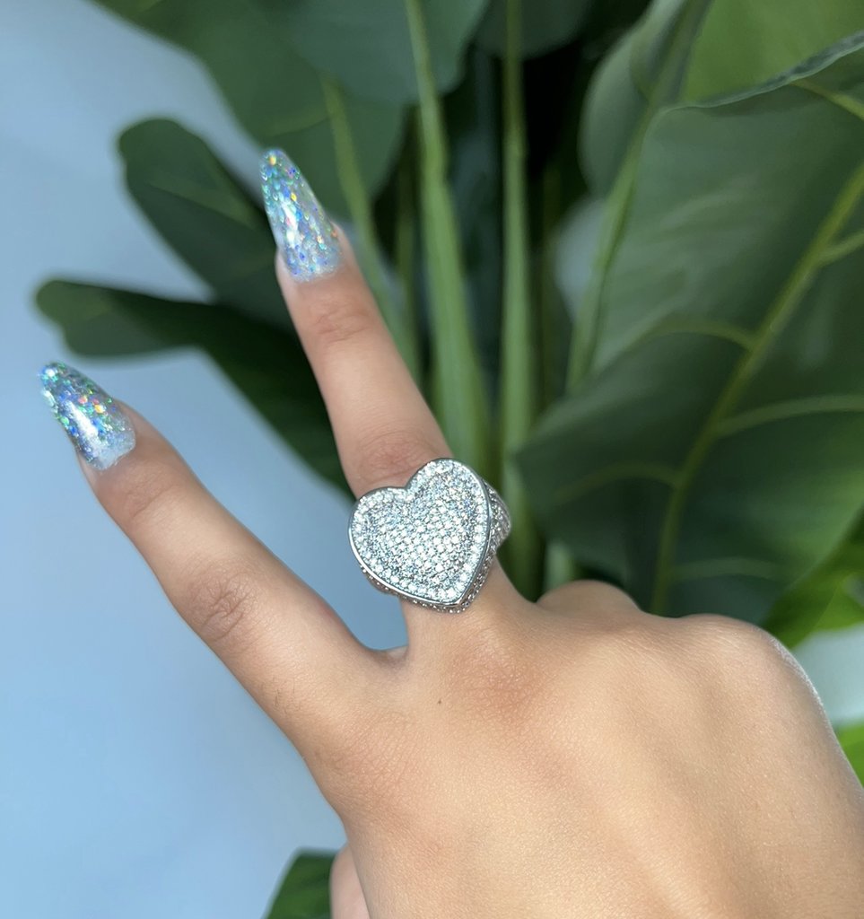 Micro Pave CZ Full Finger Ring For Women Big Heart Shaped Valentine039s Gift Ice Out Bling Cocktail Rings