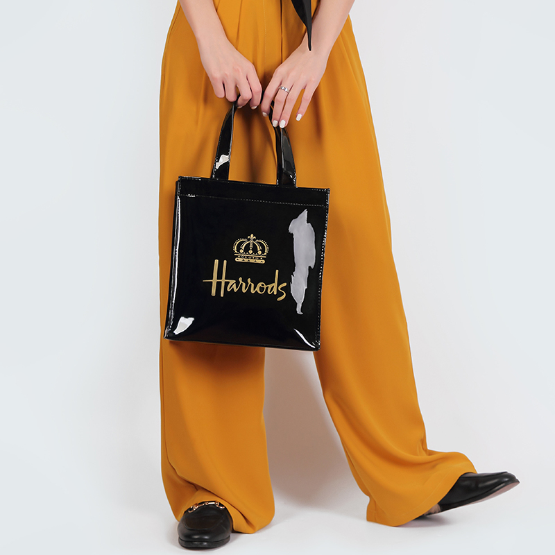 Free Shipping Princess Crown Print PVC Reusable Shopping Purse For Women Eco Friendly Summer Tote Beach Handbags Large Casual Ladies Work Bag 220720