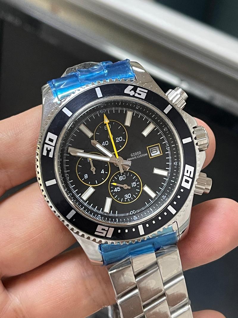 

Wristwatches Luxury Mens Quartz Chronograph Watch Black Ceramic Bezel Stainless Steel Bracelet Luminous Sapphire 46mm