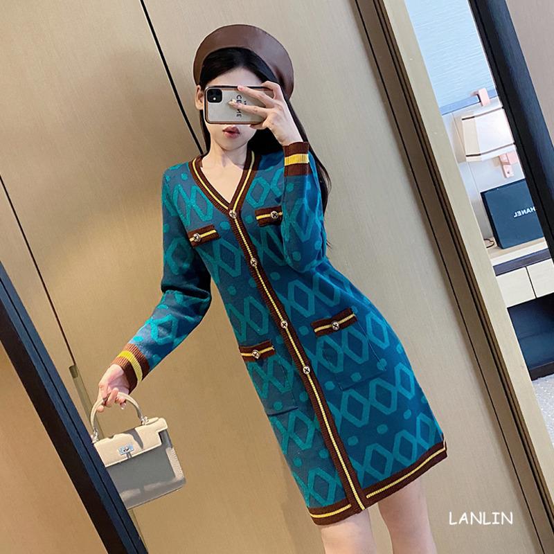 Casual Dresses Fashion Autumn 2022 French Small Fragrance Knitted Loose Mini Dress Patchwork Jacquard Sweater Vintage Robe Femme, Black;gray
Casual Dresses Fashion Autumn 2022 French Small Fragrance Knitted Loose Mini Dress Patchwork Jacquard Sweater Vintage Robe Femme, Black;gray