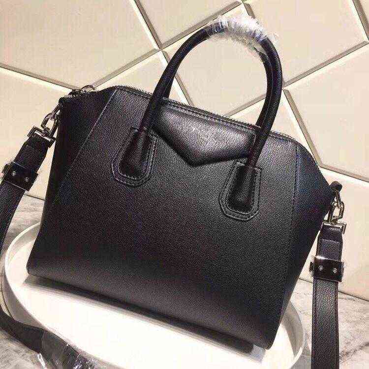 Mini Lady Newset Tote Classic 28cm Women Shoulder Bags Real Leather Handbags Fashion Crossbody Business Messenger Bag Purse
Mini Lady Newset Tote Classic 28cm Women Shoulder Bags Real Leather Handbags Fashion Crossbody Business Messenger Bag Purse