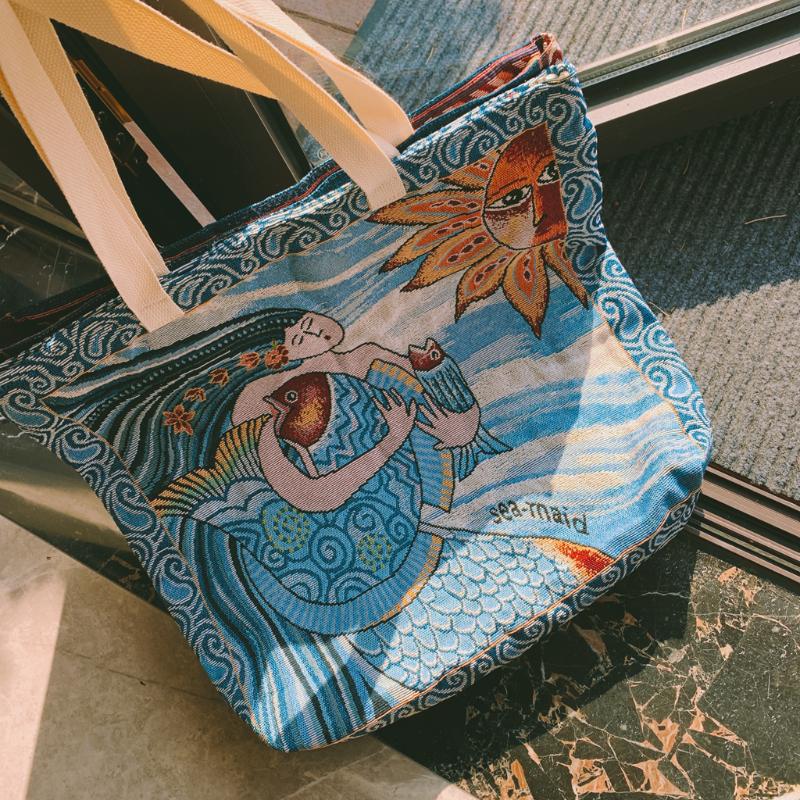 Shopping Bags 2022 Fashion Traditional Canvas Tote Bag Girl Sun Cartoon Print Big Capacity Travel Shoulder With Strap, Canvas bag
Shopping Bags 2022 Fashion Traditional Canvas Tote Bag Girl Sun Cartoon Print Big Capacity Travel Shoulder With Strap, Canvas bag