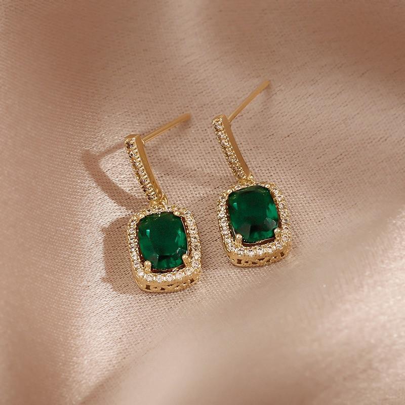 Dangle & Chandelier French Vintage Green Gem Fashion Simple Hanging Earrings Women Jewelry Exquisite Drop Personality Stud