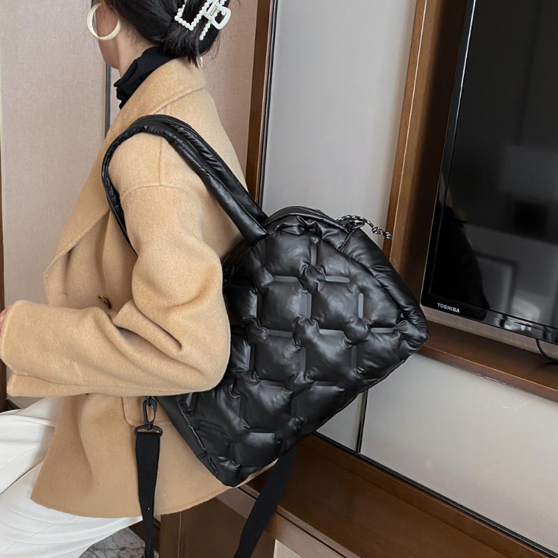 Evening Bags Women Feather Down Bag Space Padded Handbag Shoulder Female Winter Large Capacity Quality Quilted Crossbody BagEvening, White
Evening Bags Women Feather Down Bag Space Padded Handbag Shoulder Female Winter Large Capacity Quality Quilted Crossbody BagEvening, White