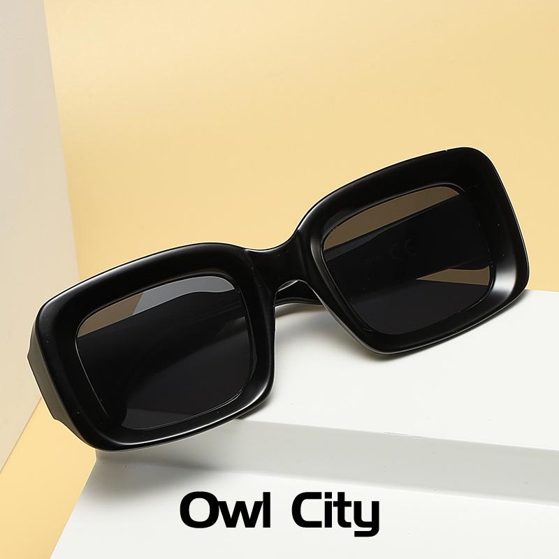 Sunglasses Vintage Black Rectanle For Women Trendy Big Frame Sun Glasses Female Fashion Gradient Lenses Eyewear Shades UV400Sunglasses
Sunglasses Vintage Black Rectanle For Women Trendy Big Frame Sun Glasses Female Fashion Gradient Lenses Eyewear Shades UV400Sunglasses
