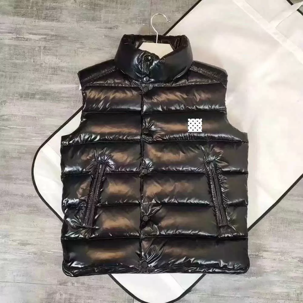2021 mens vest high-quality stand-up collar black fashion luxury designer men's down jacket, Blue
2021 mens vest high-quality stand-up collar black fashion luxury designer men's down jacket, Blue
