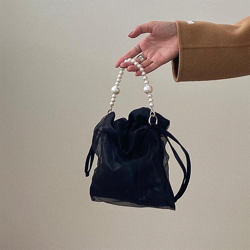 Evening Bags Vintage Girly Mesh Purse Handbags Pearl Chain Women Small Shoulder Messenger Fashion Design Ladies Drawstring Storage Bag, Black
Evening Bags Vintage Girly Mesh Purse Handbags Pearl Chain Women Small Shoulder Messenger Fashion Design Ladies Drawstring Storage Bag, Black