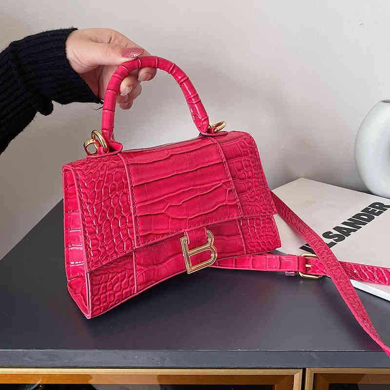 women's bag 2022 spring new hand minis patent leather sling shoulder stone pattern messenger Handbags Design deals, White
women's bag 2022 spring new hand minis patent leather sling shoulder stone pattern messenger Handbags Design deals, White