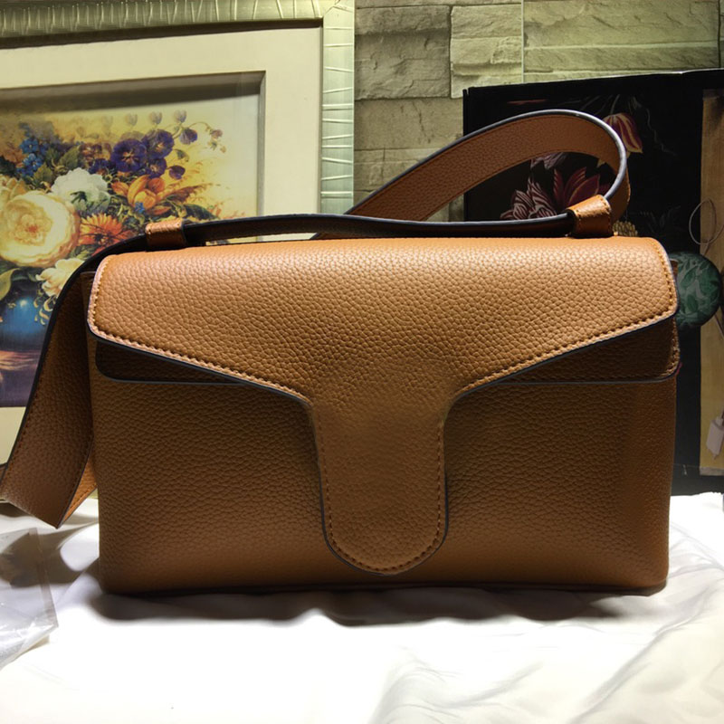 Women Flap Marmont Crossbody Bags Top Quality Handbags Purse Genuine Leather Removable Strap Gold Metal Letters Cluth Shoulder Bag Plain Wallets, Just a box
Women Flap Marmont Crossbody Bags Top Quality Handbags Purse Genuine Leather Removable Strap Gold Metal Letters Cluth Shoulder Bag Plain Wallets, Just a box