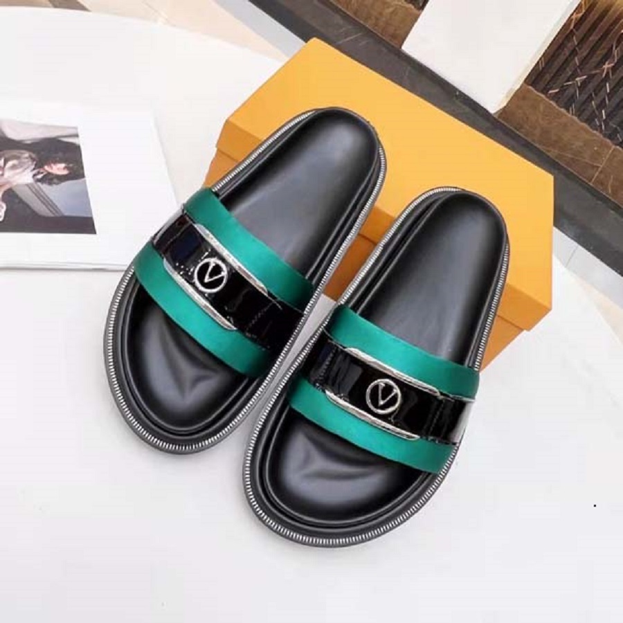 Designer Slides Women Slippers Luxury Sandals Brand Sandals Real Leather Flip Flop Flats Slide Casual Shoes Sneakers Boots by shoe10 008, Box
Designer Slides Women Slippers Luxury Sandals Brand Sandals Real Leather Flip Flop Flats Slide Casual Shoes Sneakers Boots by shoe10 008, Box
