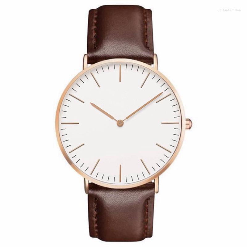 Wristwatches Fashion Casual Quartz Watch With Gold Sliver Leather Cloth Watchband Wristwatch Simple Designer Women Men Watches Clock Orologi, Gold brown
Wristwatches Fashion Casual Quartz Watch With Gold Sliver Leather Cloth Watchband Wristwatch Simple Designer Women Men Watches Clock Orologi, Gold brown