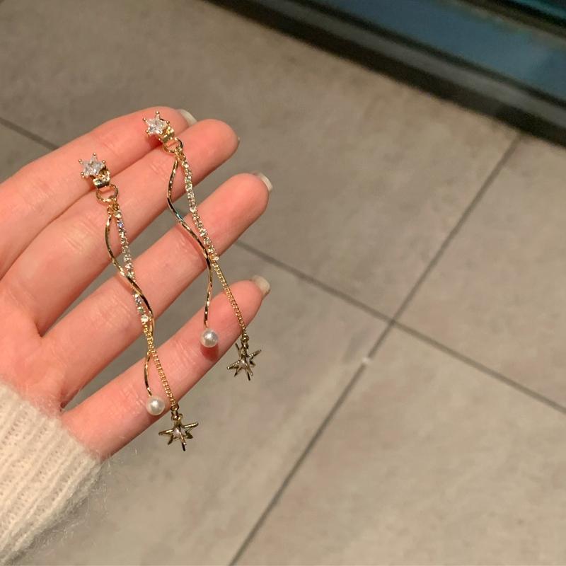 Dangle & Chandelier Korean Cute Star Zircon Drop Earrings For Women Fashion Metal Chain Long Tassel After Hanging Pendientes Jewelry GiftDan
Dangle & Chandelier Korean Cute Star Zircon Drop Earrings For Women Fashion Metal Chain Long Tassel After Hanging Pendientes Jewelry GiftDan