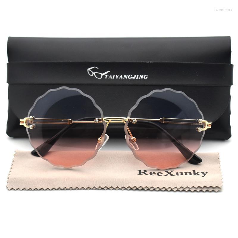 Sunglasses Flower Round Women Rimless Frame Sun Glasses Ladies Shades Trending Outdoor Rosie Eyewear UV400SunglassesSunglasses
Sunglasses Flower Round Women Rimless Frame Sun Glasses Ladies Shades Trending Outdoor Rosie Eyewear UV400SunglassesSunglasses
