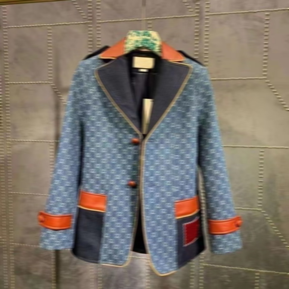B239 Women' designer blazers Clothing with full letters 2022 spring new released tops, Blue
B239 Women' designer blazers Clothing with full letters 2022 spring new released tops, Blue