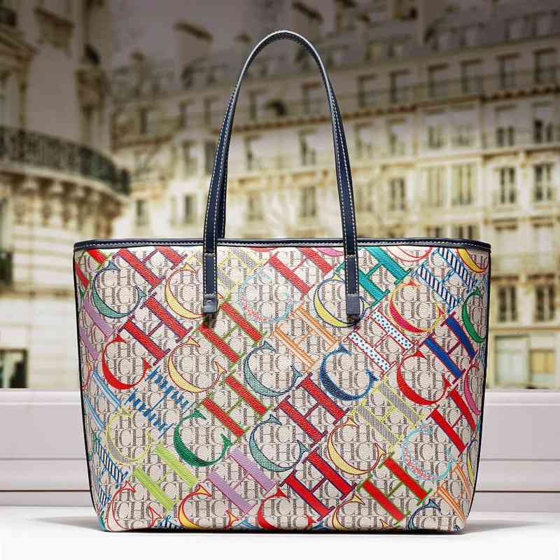2022 Capacity Women's Bag Metal Zipper Large Letter Color Travel Portable One Shoulder