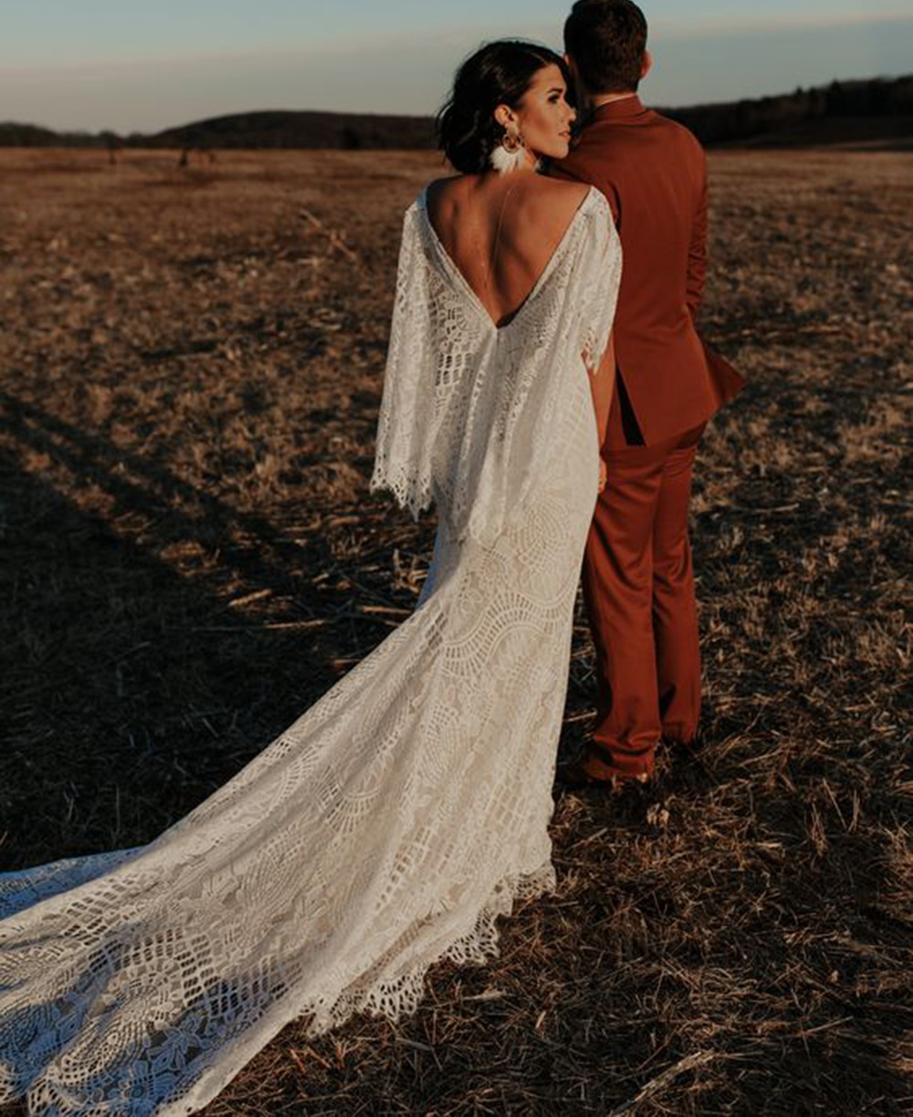 Flare Long Sleeve Bohemian Wedding Dresses 2022 V-neck Crochet Cotton Lace Hippie Beach Country Mermaid Bridal Dress Gown