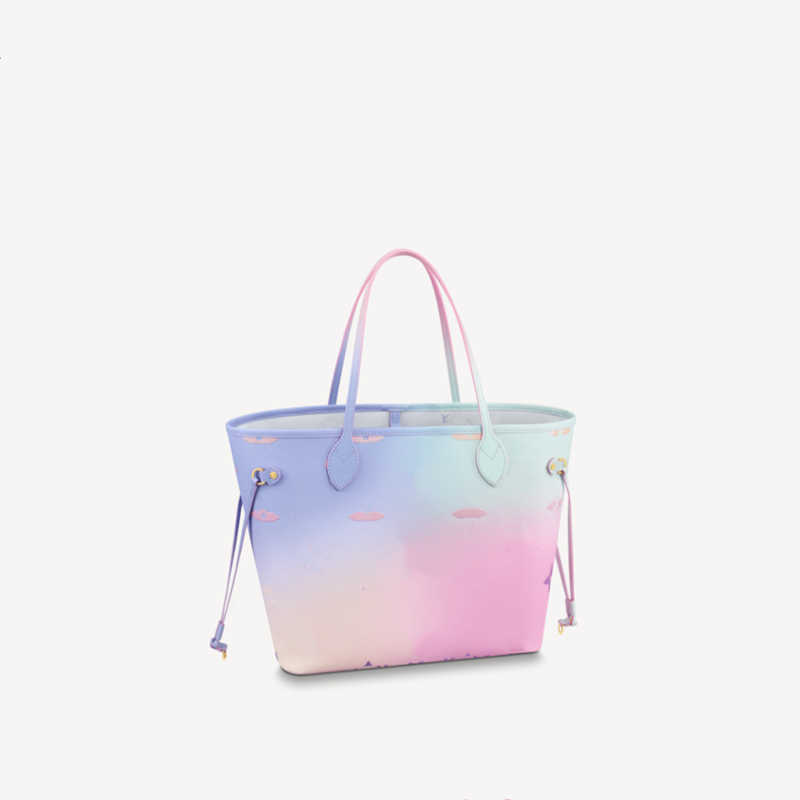 Explosive Women's MM M46077 tote bag colorful gradient Sunrise Pastel coated canvas Cowhide-leather side laces Gold-color hardware zipped, Send me a message for more pictures.
Explosive Women's MM M46077 tote bag colorful gradient Sunrise Pastel coated canvas Cowhide-leather side laces Gold-color hardware zipped, Send me a message for more pictures.