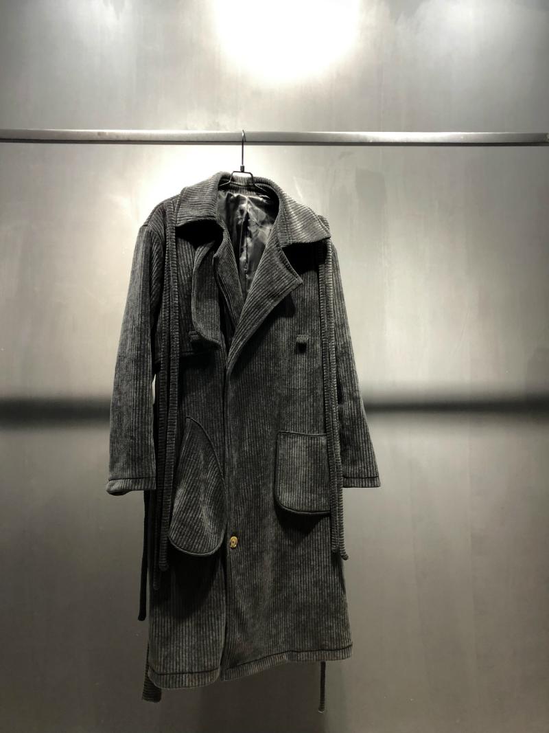 Men's Trench Coats Black Grey Cold Ash Made Old Corduroy Knit Coat Deconstructed Original Design Rope Belt For Men And WomenMen's, Gray
Men's Trench Coats Black Grey Cold Ash Made Old Corduroy Knit Coat Deconstructed Original Design Rope Belt For Men And WomenMen's, Gray