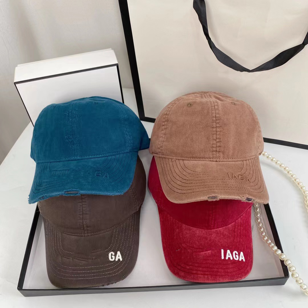 Classic Mens Women Designer Caps High Quality Baseball Cap With Letters Sea Waves Fashion Sun Hat Casquette Hats
Classic Mens Women Designer Caps High Quality Baseball Cap With Letters Sea Waves Fashion Sun Hat Casquette Hats