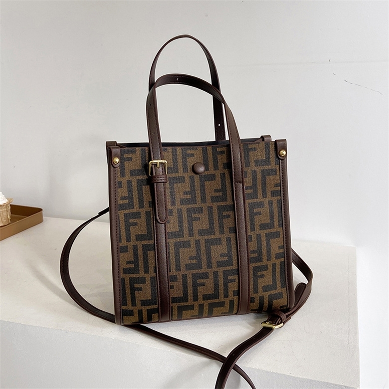 66% OFF trendy bags 2022 New Designer Handbags printed high-capacity single classic trend hand business messenger, F-shaped coffee
66% OFF trendy bags 2022 New Designer Handbags printed high-capacity single classic trend hand business messenger, F-shaped coffee