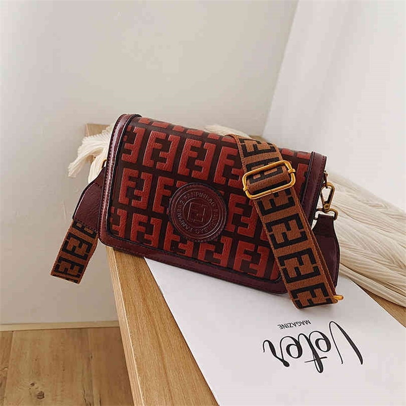 Cheap Purses 70% Off Super female spring and summer embossed small square bag texture foreign style Single Shoulder Bag, Wine
Cheap Purses 70% Off Super female spring and summer embossed small square bag texture foreign style Single Shoulder Bag, Wine