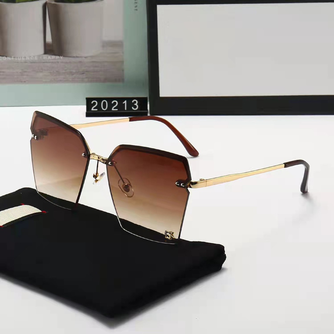 Sunglasses Designer Sunglasses mensSunglasses WomensSunglasses classic style high quality resin lenses suitable for social gatherings beach shopping nice
Sunglasses Designer Sunglasses mensSunglasses WomensSunglasses classic style high quality resin lenses suitable for social gatherings beach shopping nice